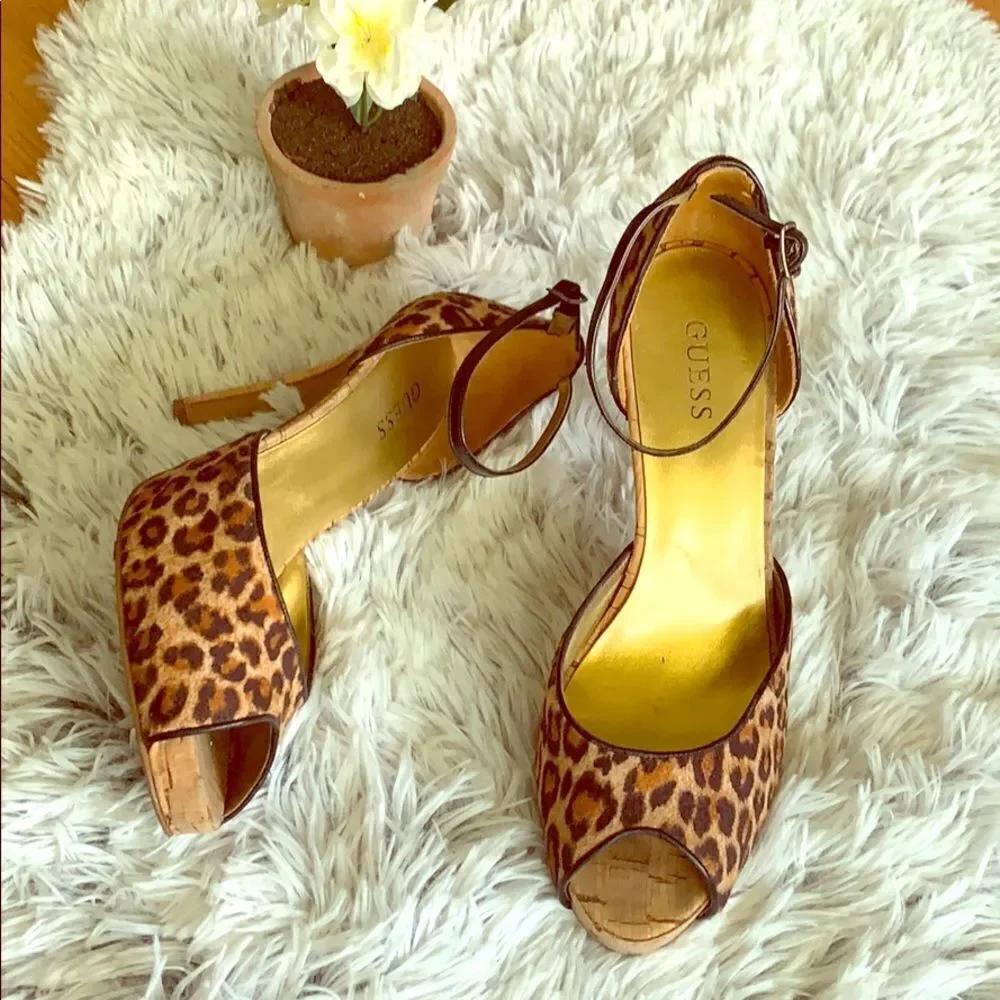 GUESS Hayle 2 Multicolor Leopard Print Fabric Peep Toe Cork Sandal High Heels 8